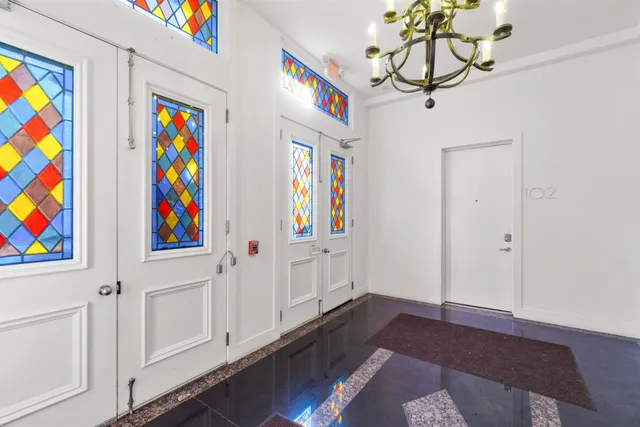 $5,750 | 304 Pavonia Avenue, Unit 102A, Jersey City, NJ 07302