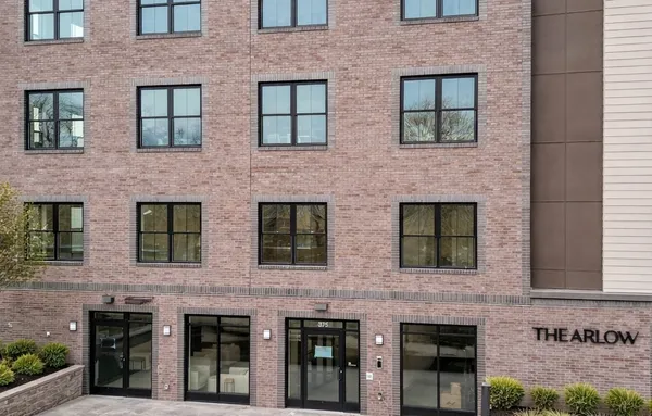 $3,200 | 375 Cummins Highway, Unit 402, Boston, MA 02136