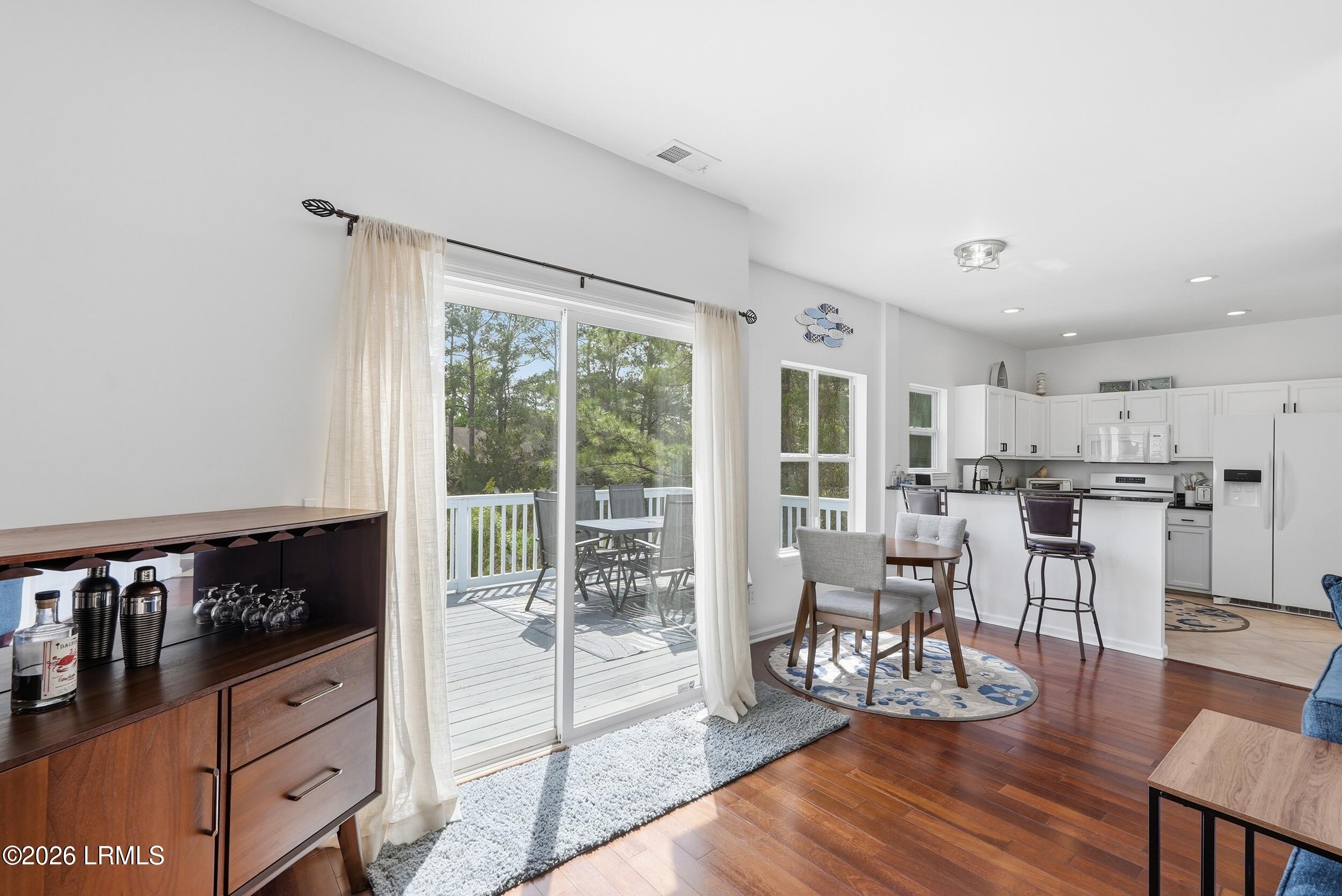 10 Pine Burr Road East, Unit 5 Hilton Head Island, SC 29926 - Photo 8 of 36 79_ep_026