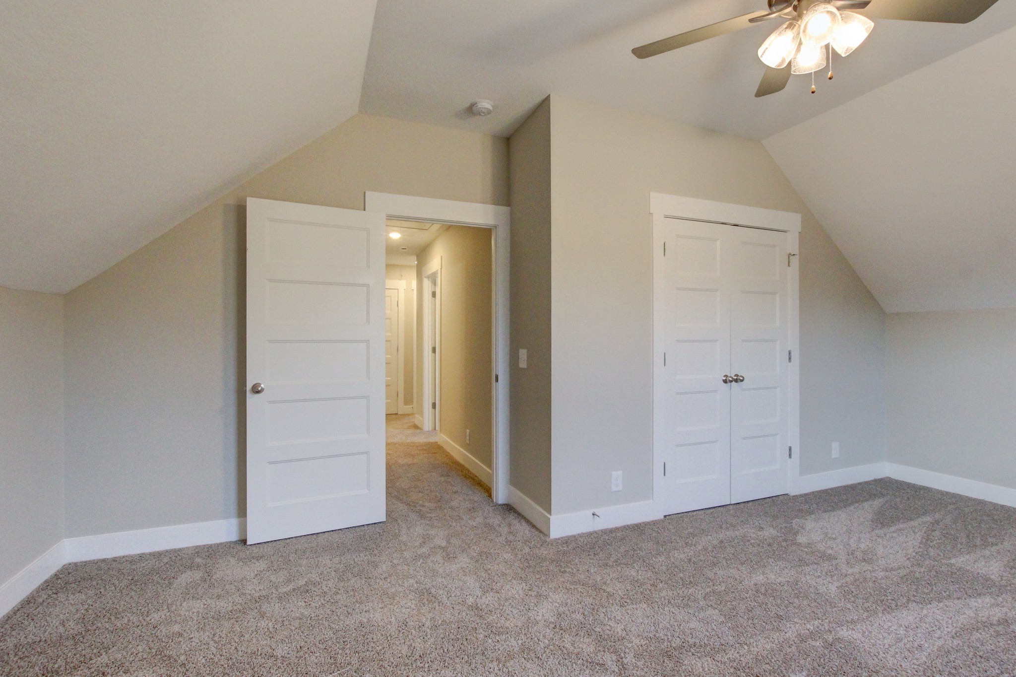 1243 Boulder Pass Road Clarksville, TN 37040 - Photo 20 of 31 Gallery Image 20