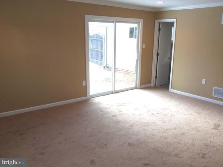 310 East Rudderow Avenue Maple Shade, NJ 08052 - Photo 7 of 20 Family Room