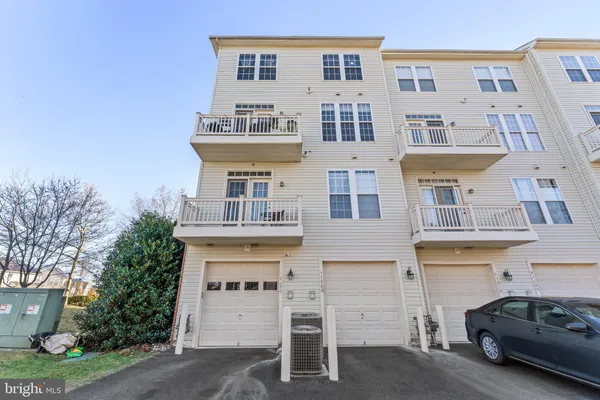 $3,000 | 41888 Inspiration Terrace, Aldie, VA 20105