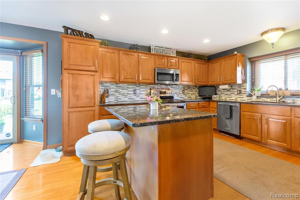 29172 Rachid Lane Chesterfield, MI 48047 - Photo 9 of 52