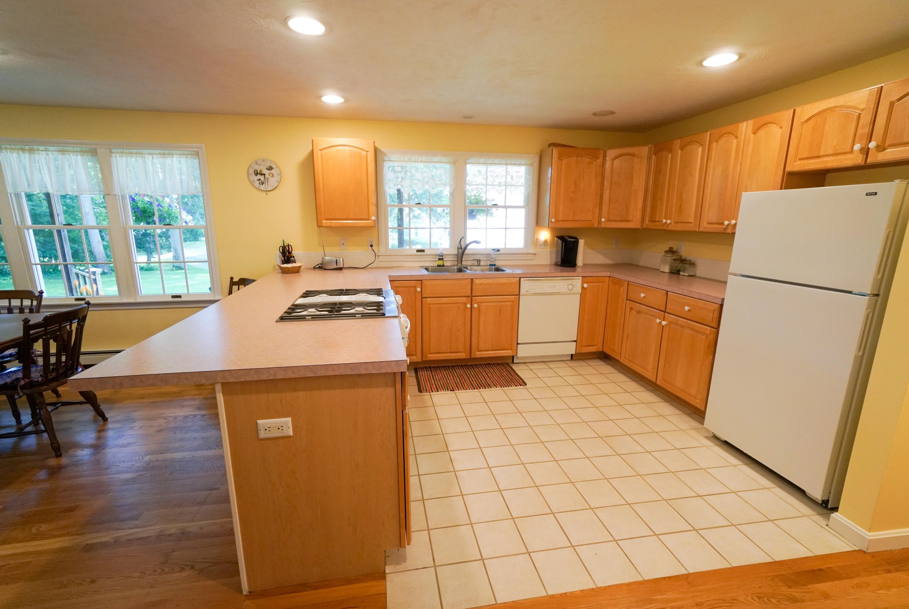 33 Thomegan Road Brewster, MA 02631 - Photo 14 of 40 DSC01170