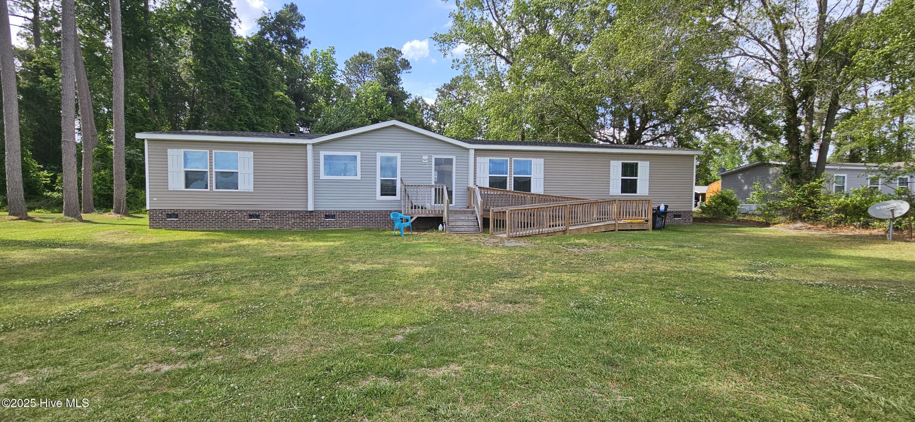 258 Bowen Road Harrells, NC 28444 - Photo 3 of 13 258 Bowen Road 1a