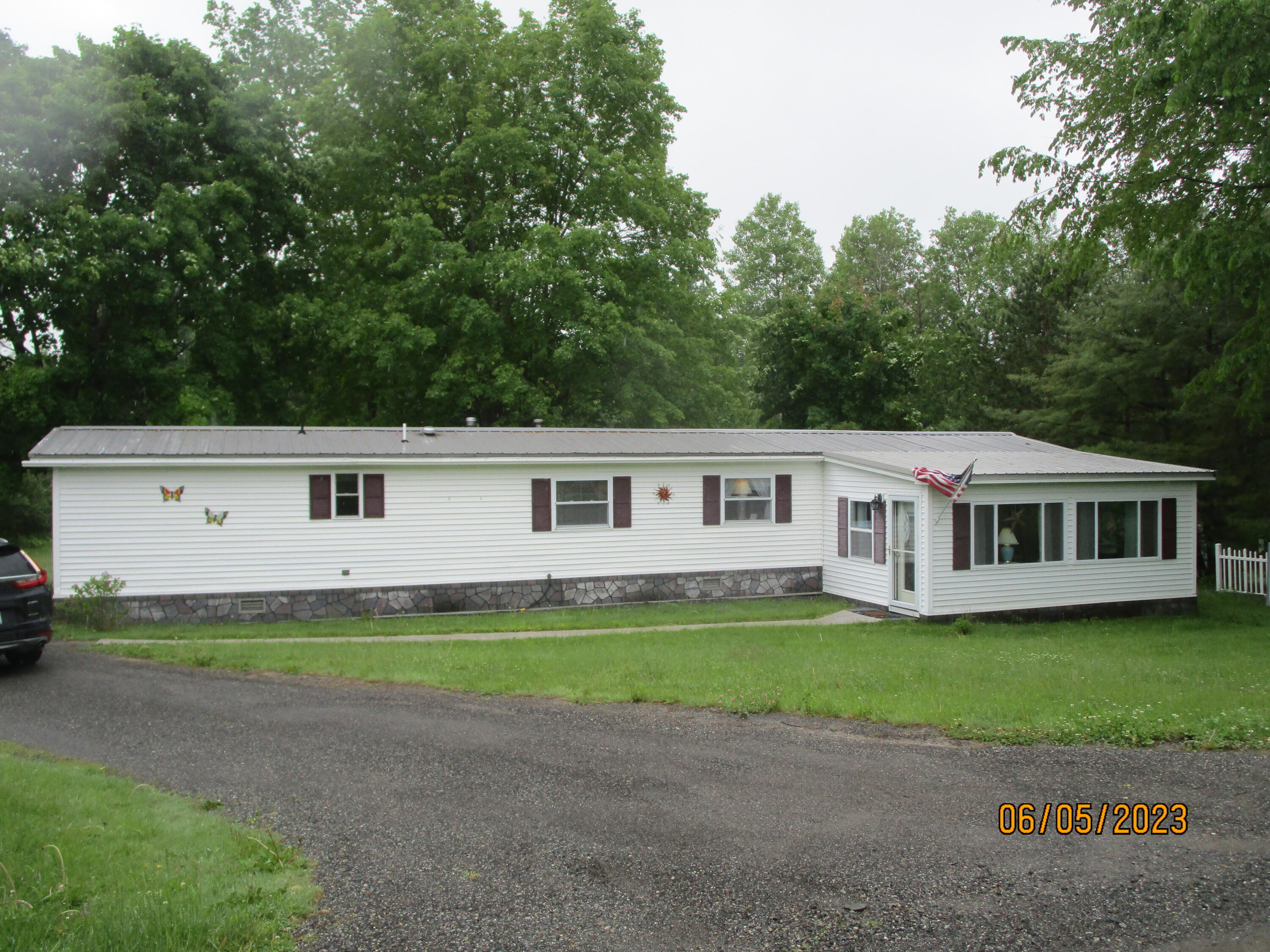 13 Cookson Road Orrington, ME 04474 - Photo 2 of 28 IMG_6641