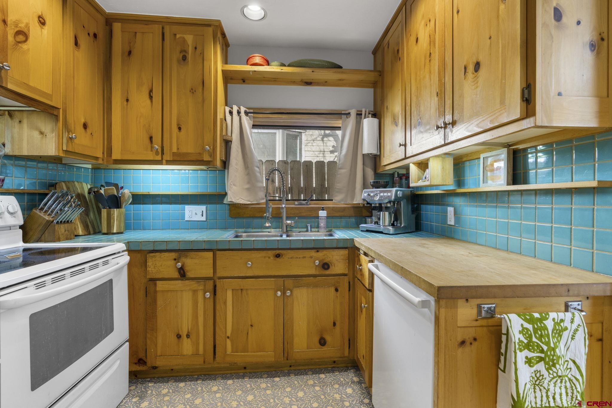 960 East 4th Avenue Durango, CO 81301 - Photo 4 of 27