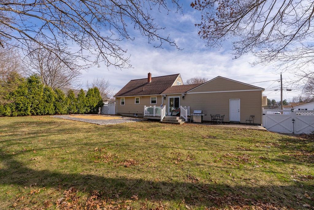 20 Colonial Drive Salem, NH 03079 - Photo 26 of 28