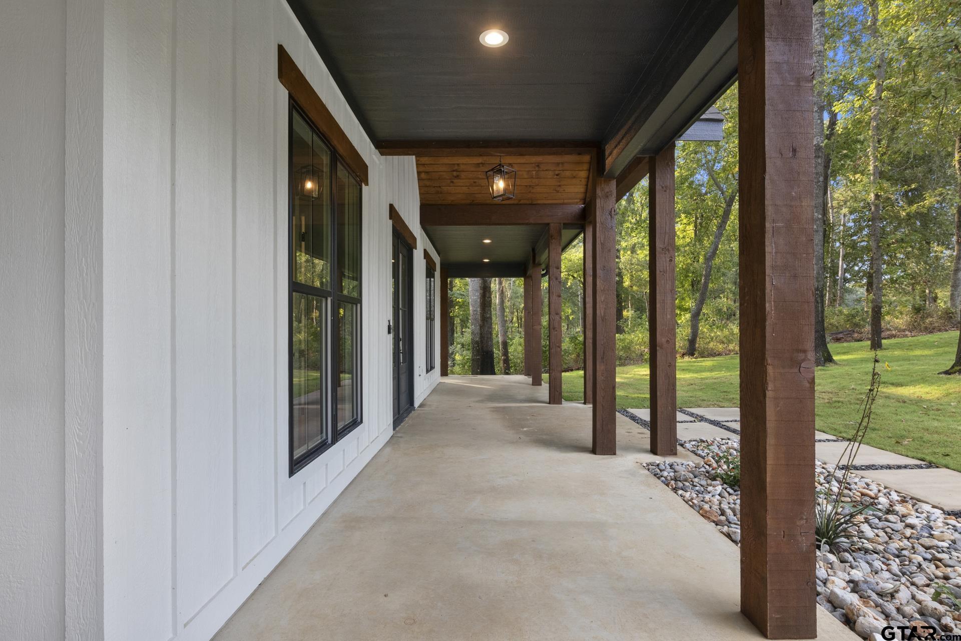 641 North Private Road Leesburg, TX 75451 - Photo 40 of 44 a view of a porch