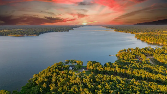 $1,500,000 | 641 North Private Road, Leesburg, TX 75451