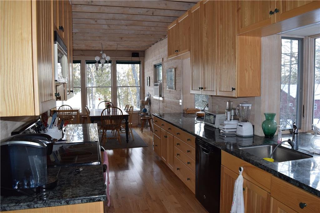 9 Sable Lane Wayne, ME 04284 - Photo 9 of 31 From the entryway you walk into the...