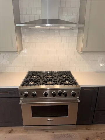 a close view of washer and dryer