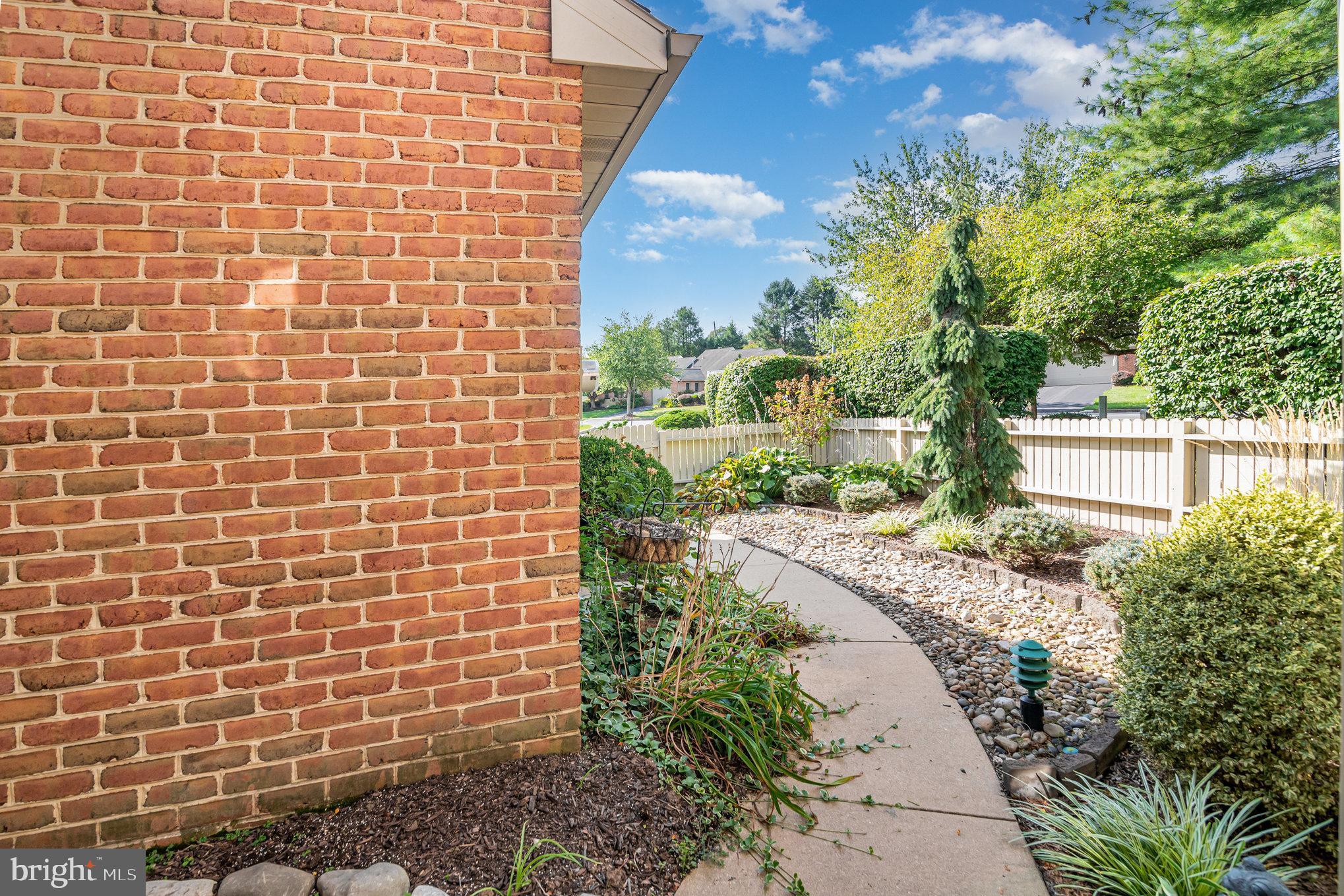 17 Leearden Road Hershey, PA 17033 - Photo 32 of 36 a view of a pathway both side of house