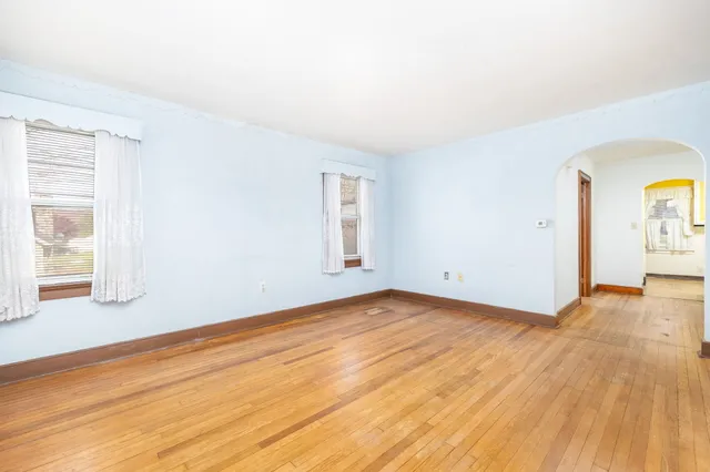 $279,900 | 116 Bushnell Avenue, Watertown, CT 06779