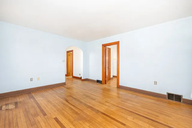 $279,900 | 116 Bushnell Avenue, Watertown, CT 06779