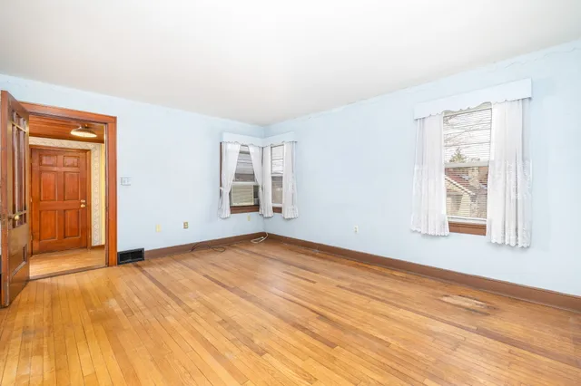 $279,900 | 116 Bushnell Avenue, Watertown, CT 06779