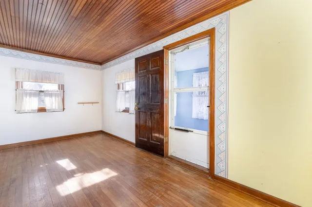 $279,900 | 116 Bushnell Avenue, Watertown, CT 06779