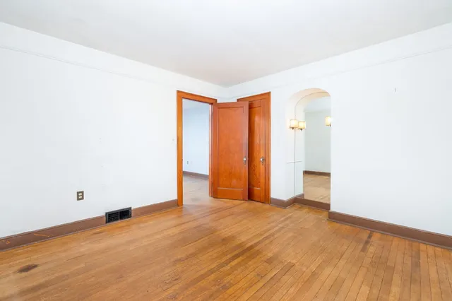 $279,900 | 116 Bushnell Avenue, Watertown, CT 06779