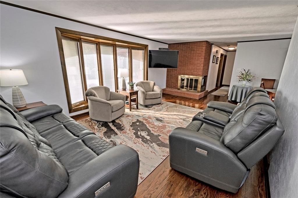 1050 Lagonda Road Washington, PA 15301 - Photo 7 of 25 a living room with furniture and a large window