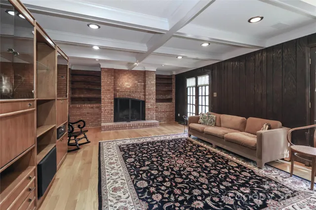 $549,500 | 251 Glen Eagles Road East, Statesville, NC 28625