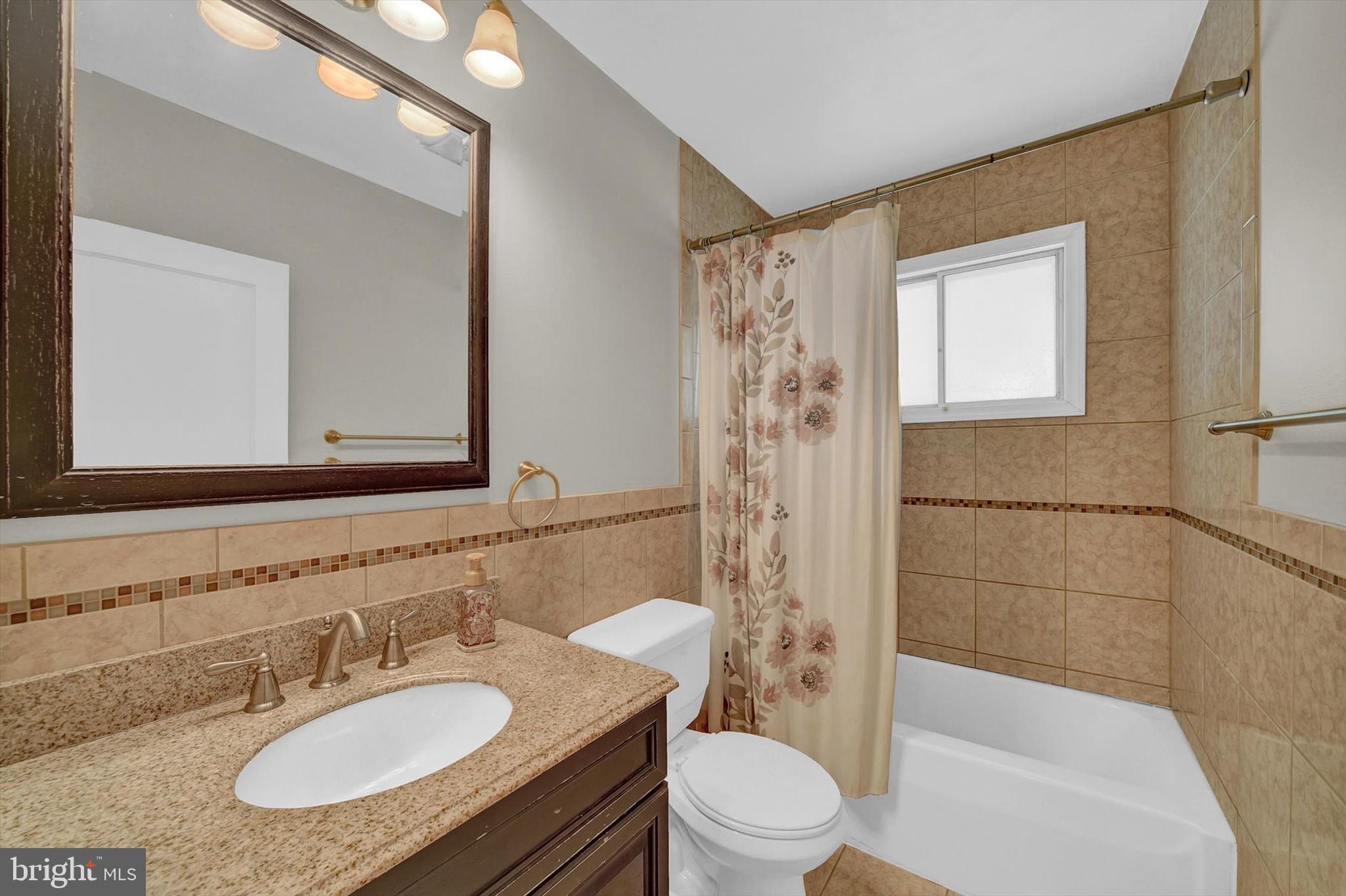 2027 Longview Avenue Rosedale, MD 21237 - Photo 12 of 26 bathroom