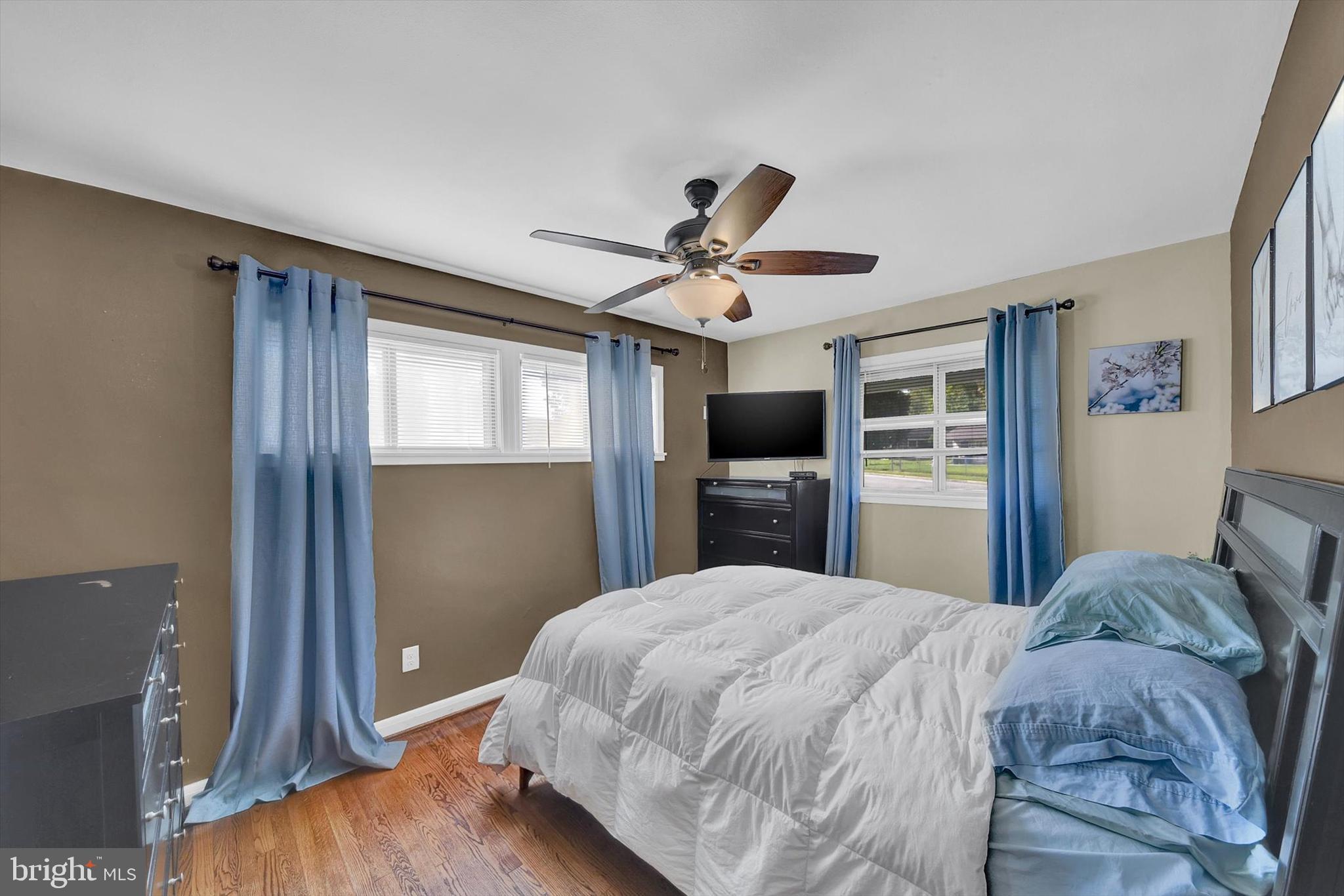 2027 Longview Avenue Rosedale, MD 21237 - Photo 13 of 26 second bedroom