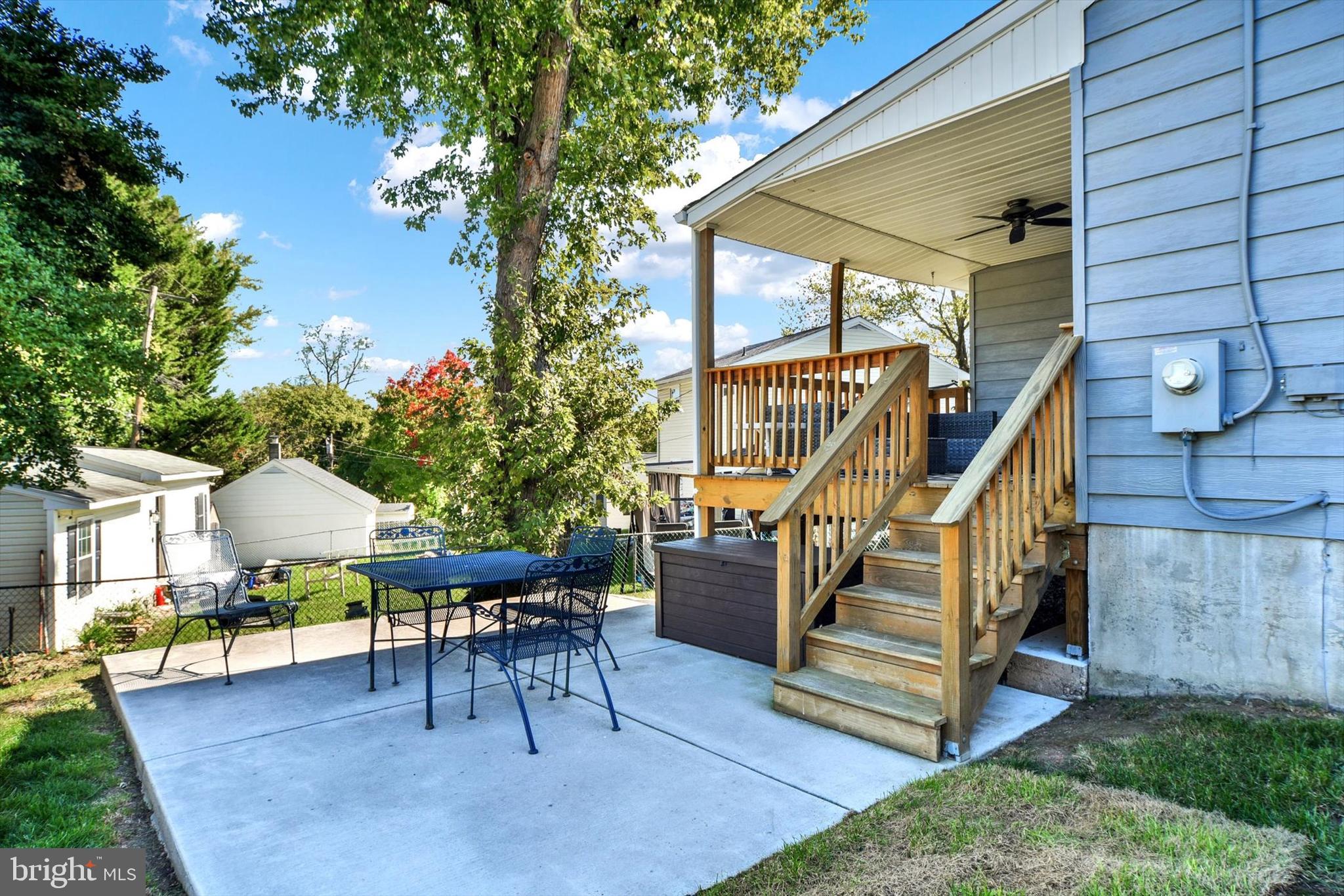 2027 Longview Avenue Rosedale, MD 21237 - Photo 25 of 26 back patio off deck