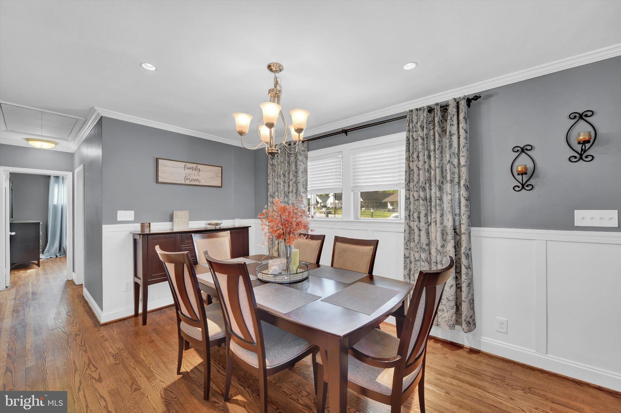 2027 Longview Avenue Rosedale, MD 21237 - Photo 5 of 26 separate dining area