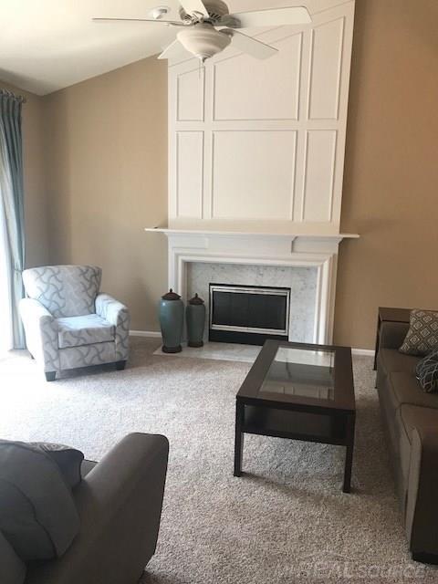 1659 Maple Creek Court Rochester, MI 48306 - Photo 17 of 48 Family Room