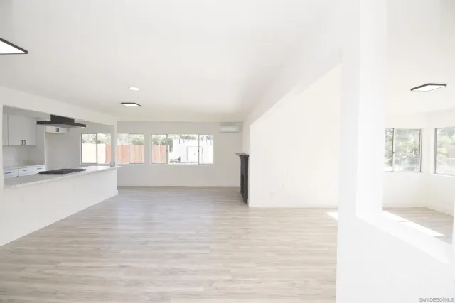 $799,995 | 401 Washington Street, Ramona, CA 92065