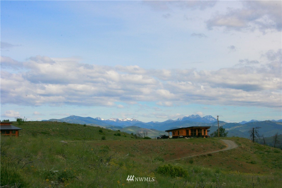 1-2 Signal Hill Road Twisp, WA 98856 - Photo 4 of 20 Gallery Image 4