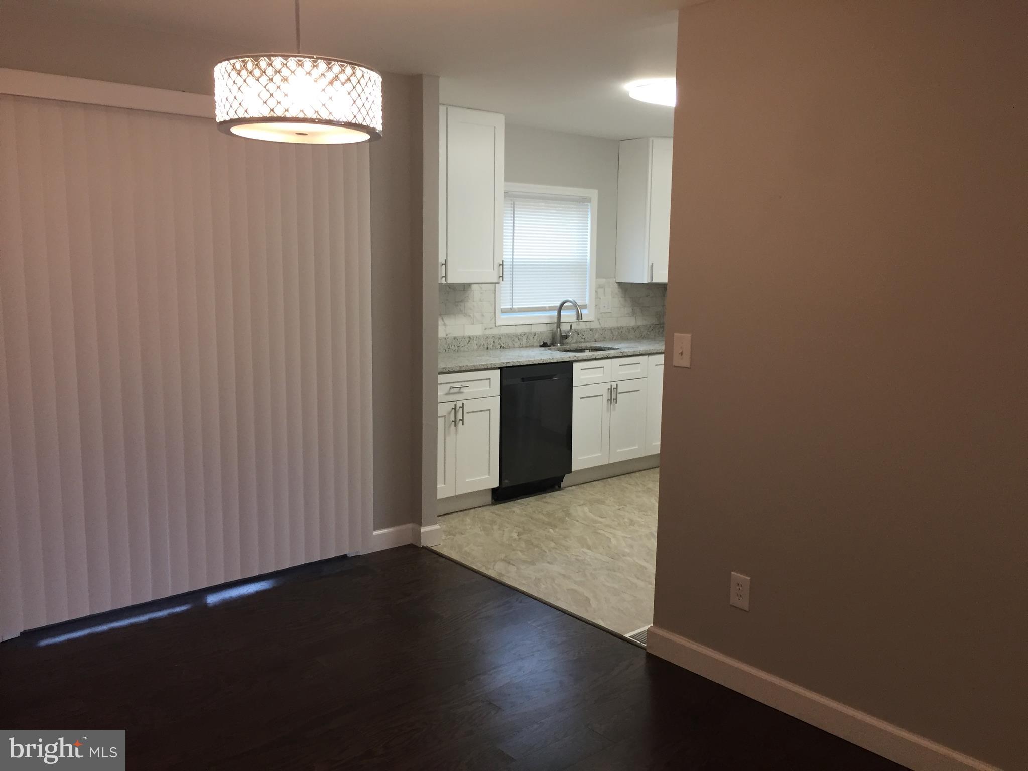5912 Moorehead Road Baltimore, MD 21228 - Photo 8 of 29
