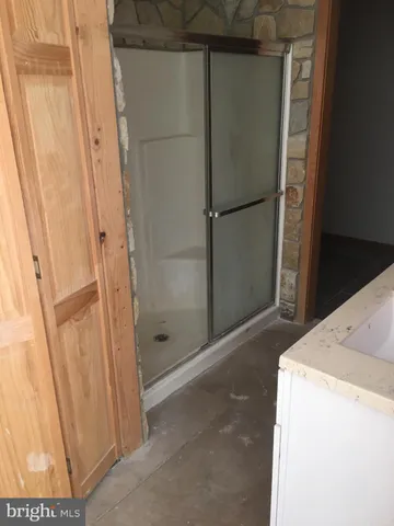a bathroom with a bathtub