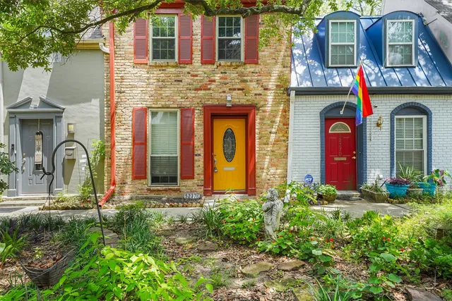 $140,000 | 5237 Arboles Drive, Unit C, Houston, TX 77035