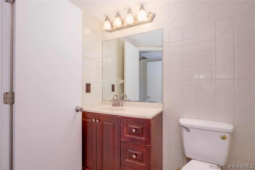 438 Lester Road, Unit 2 Newport News, VA 23601 - Photo 21 of 25 Gallery Image 21