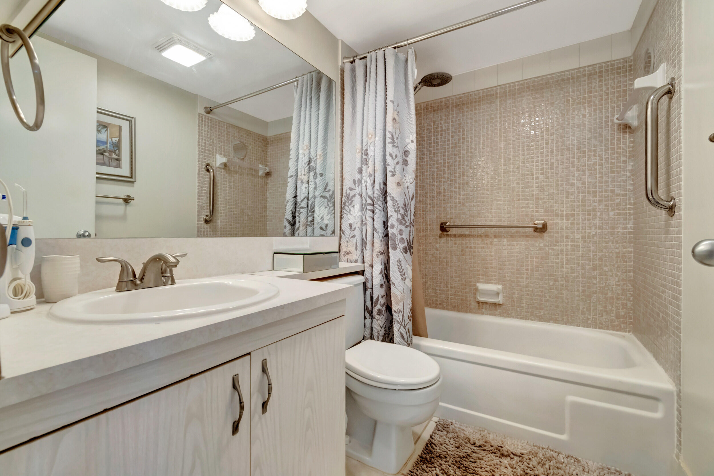 3002 Cornwall East Boca Raton, FL 33434 - Photo 15 of 63 19_dsc_5711