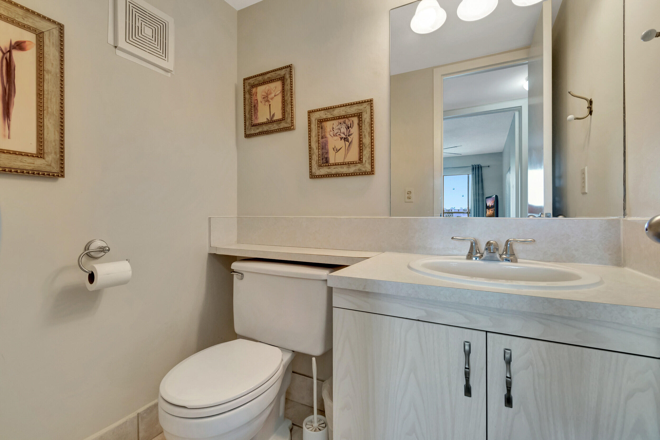 3002 Cornwall East Boca Raton, FL 33434 - Photo 16 of 63 20_dsc_5721