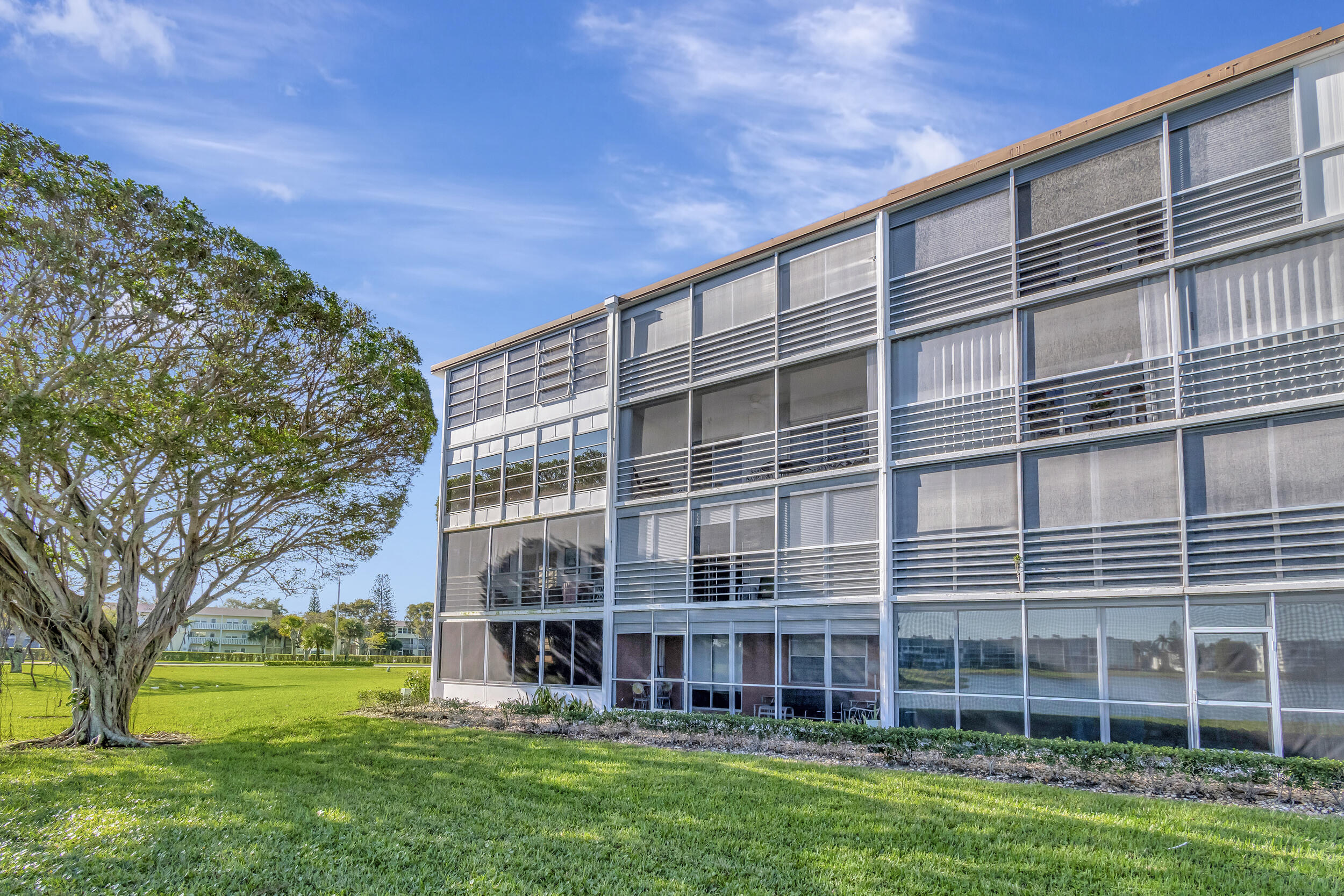 3002 Cornwall East Boca Raton, FL 33434 - Photo 23 of 63 32_dsc_5911