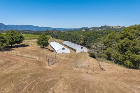 $425,000 | 13000 Buckman Drive, Hopland, CA 95449