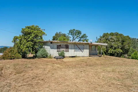$425,000 | 13000 Buckman Drive, Hopland, CA 95449