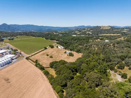 $425,000 | 13000 Buckman Drive, Hopland, CA 95449
