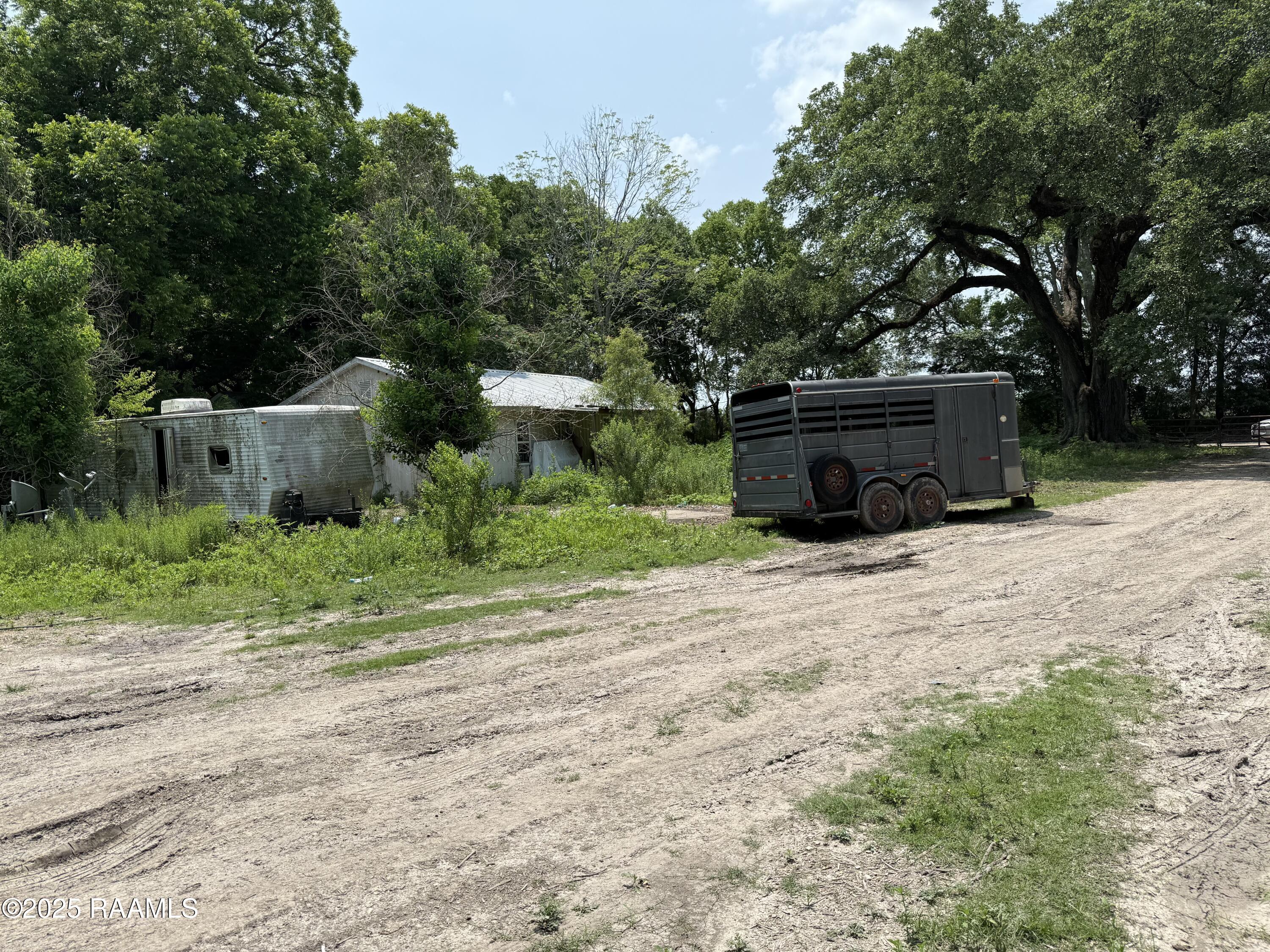 295 Jim Guillory Road Opelousas, LA 70570 - Photo 6 of 12 IMG_3962