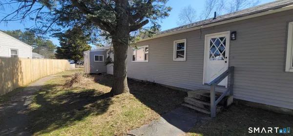 $359,000 | 11 Vergennes Court, Groton, CT 06340