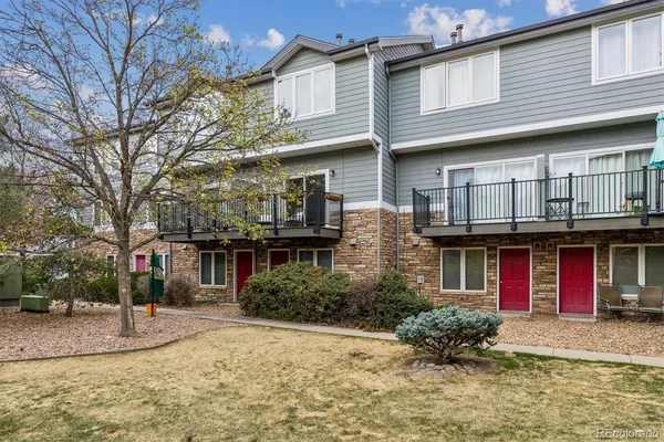 $422,500 | 2771 West Riverwalk Circle, Unit G, Littleton, CO 80123