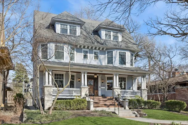 $1,425,000 | 530 North East Avenue, Oak Park, IL 60302