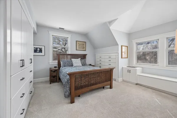 $1,425,000 | 530 North East Avenue, Oak Park, IL 60302