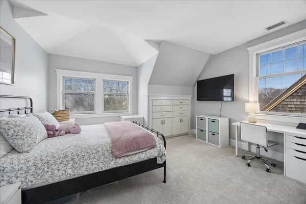 $1,425,000 | 530 North East Avenue, Oak Park, IL 60302