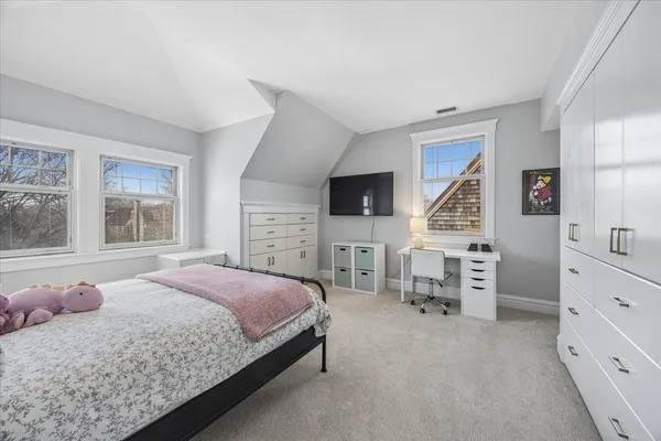 $1,425,000 | 530 North East Avenue, Oak Park, IL 60302