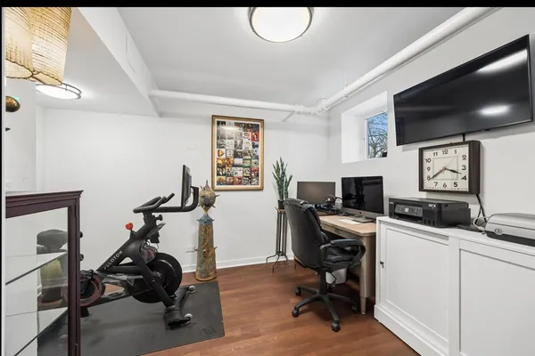 $1,425,000 | 530 North East Avenue, Oak Park, IL 60302