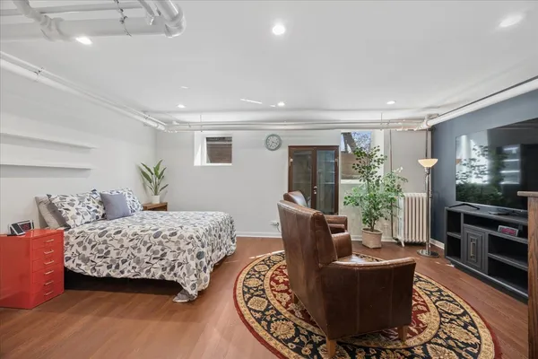 $1,425,000 | 530 North East Avenue, Oak Park, IL 60302